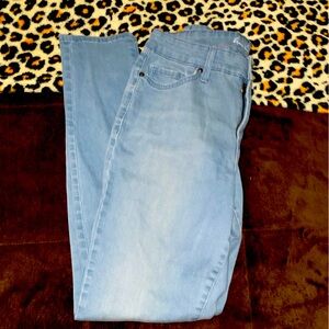 Gloria Vanderbilt jeans